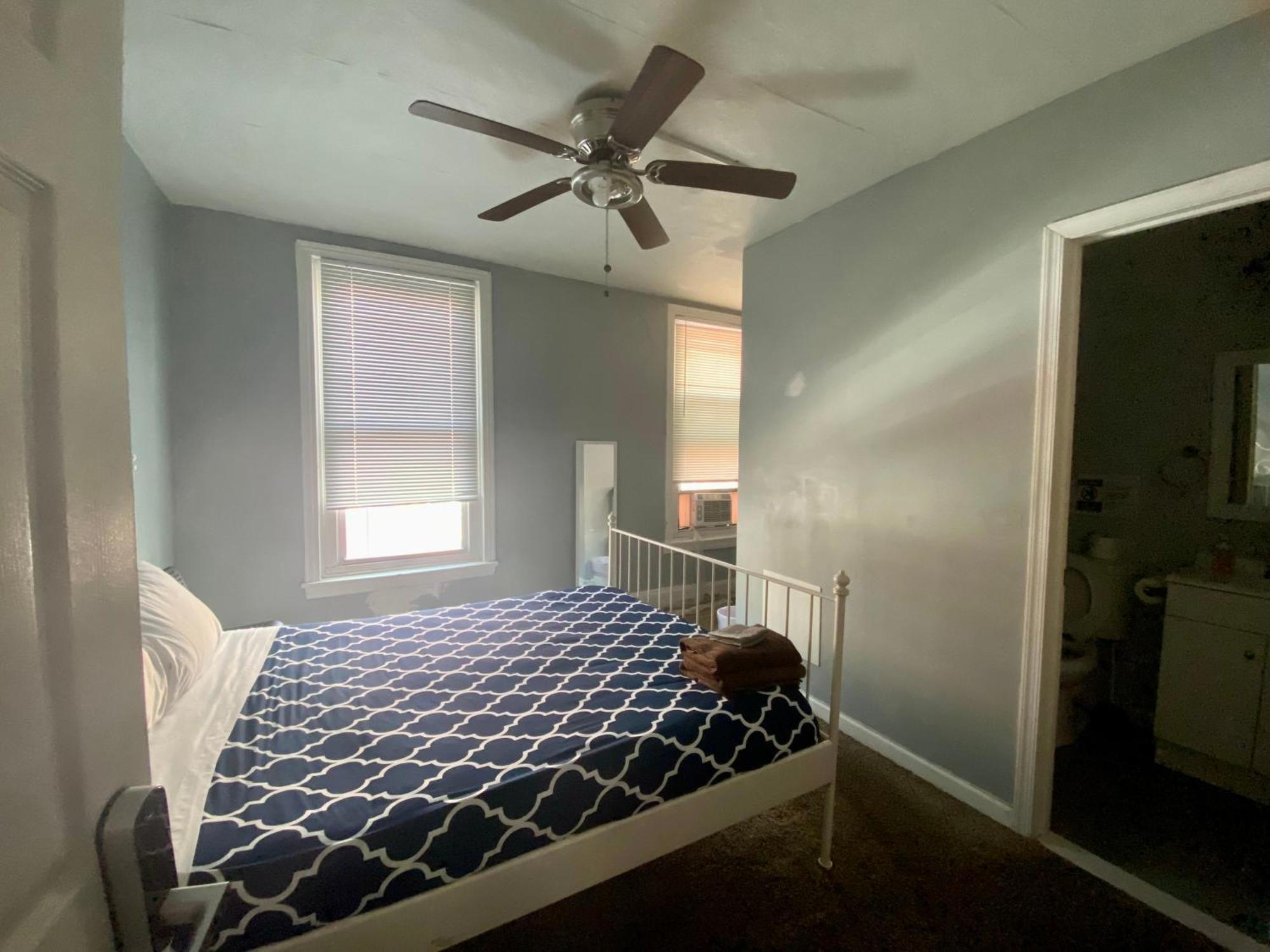 Clover 2900 - Apartment And Rooms With Private Bathroom Near Washington Ave South Philly Philadelphia Phòng bức ảnh