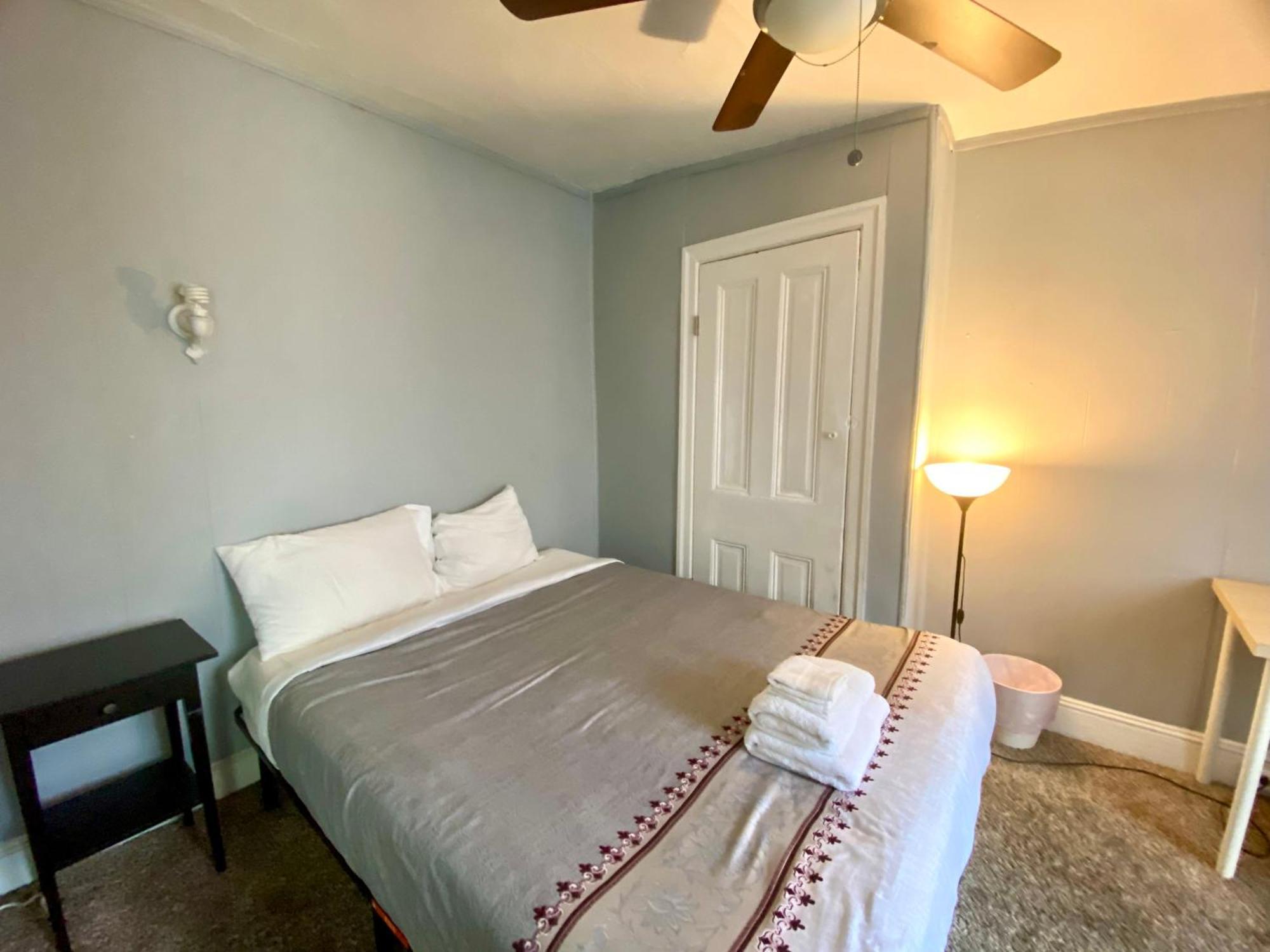 Clover 2900 - Apartment And Rooms With Private Bathroom Near Washington Ave South Philly Philadelphia Ngoại thất bức ảnh